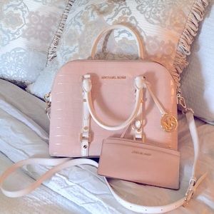 Michael Kors purse